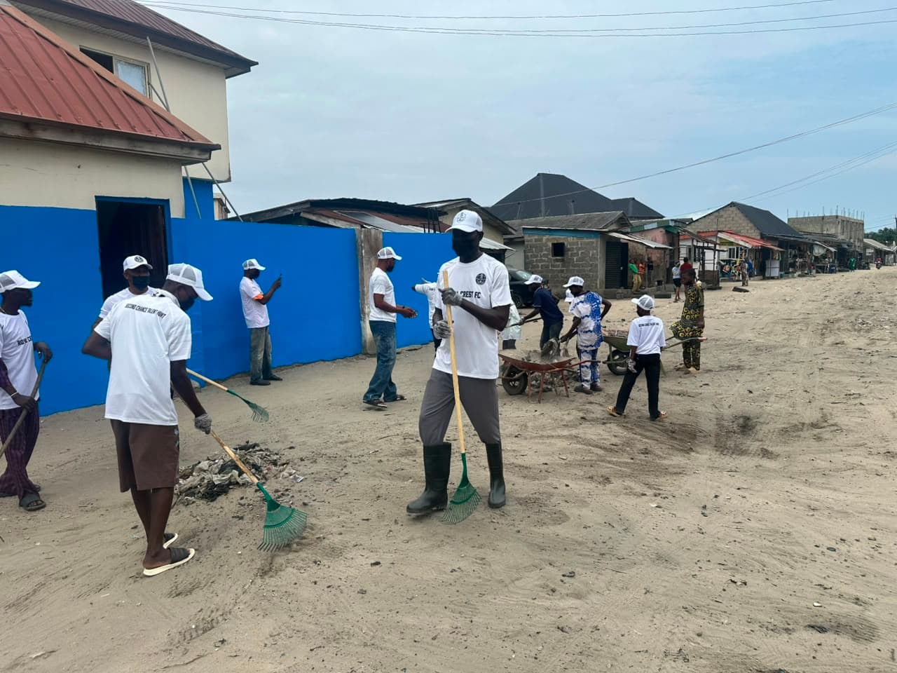 Community mobilization and public cleanup in Ajegunle, Apapa led by Royal Crest Football Club.